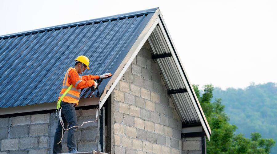 Professional Flat Roofing Installation in Aurora, OR