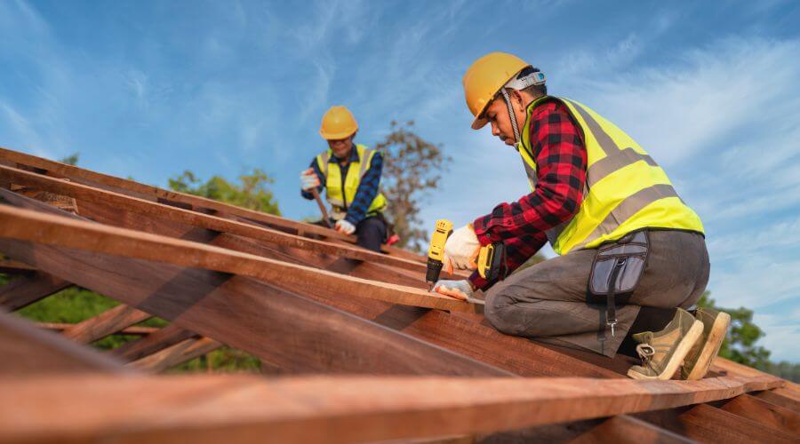 Professional Flat Roofing Installation services in Aurora, OR